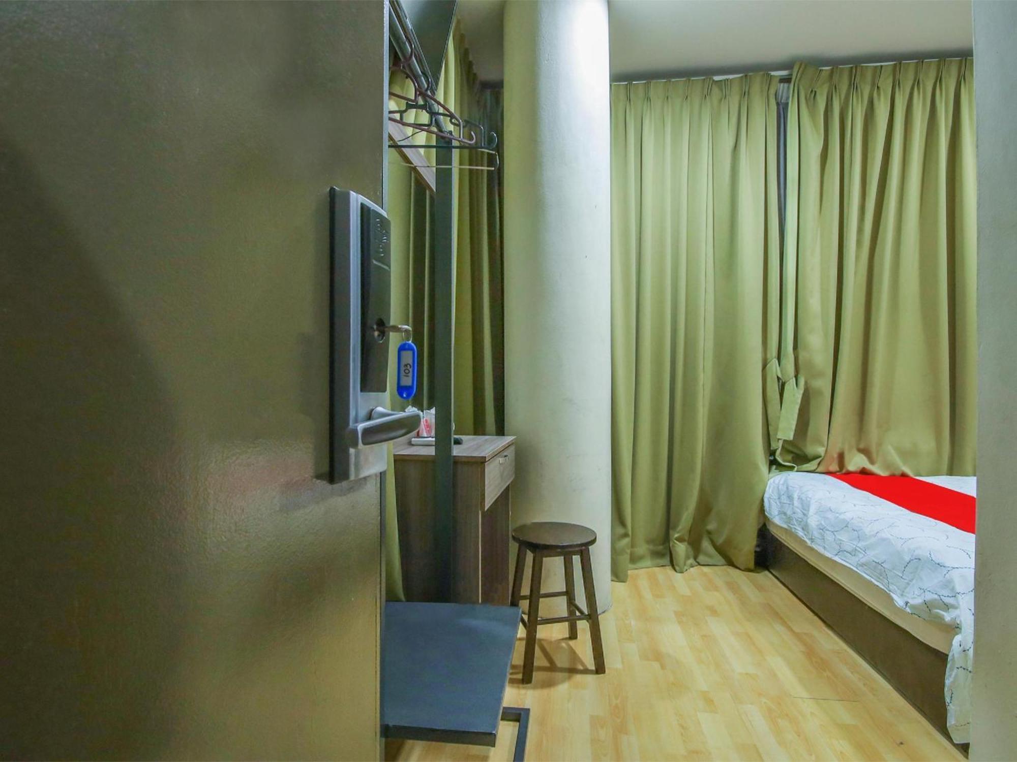 Capital O 812 Hotel Smc Seksyen 13 Shah Alam Exterior photo